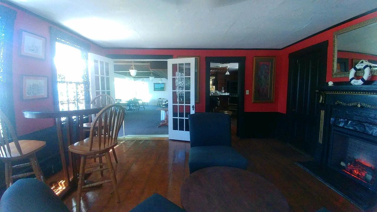 Smugglers Cove Inn Dayville Екстериор снимка